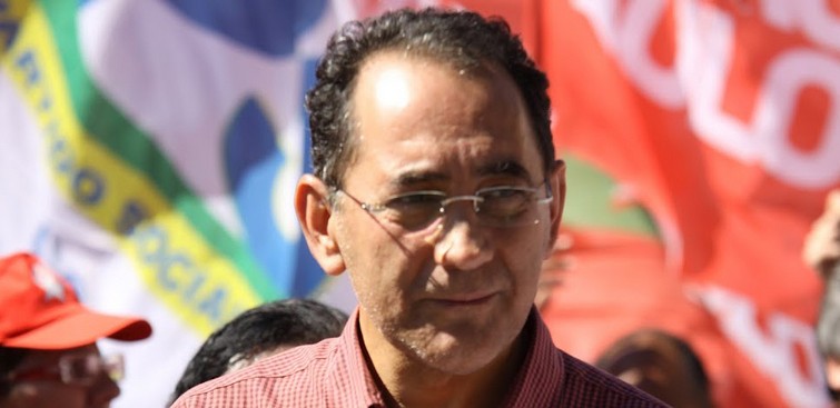 Presidente da Câmara dos Deputados entre 2003 e 2005, João Paulo Cunha cumpriu pena na Papuda após ser condenada por corrupção e lavagem de dinheiro no processo do Mensalão. Ele ficou detido por um ano e dividiu cela com José Dirceu. Cunha foi o deputado mais votado do PT nas eleições de 2006 e 2010. Em 2014, condenado e preso, renunciou ao mandato. Depois de cumprir a pena concluiu o curso de direito e atua, atualmente, como advogado. Em julho, o presidente Lula pediu ao ex-deputado para concorrer nas eleições de 2026. Foto: Divulgação