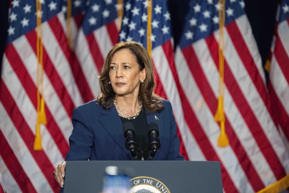 A vice-presdeinte dos EUA, Kamala Harris — Foto: Kayla Wolf/AP