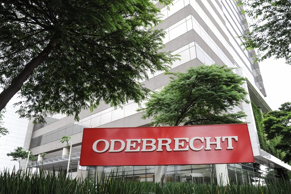 Fachada da Odebrecht — Foto: Nilani Goettems/Valor