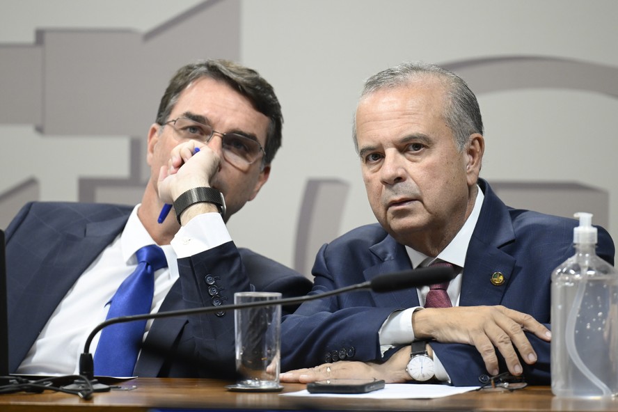 Aliados de Flávio Bolsonaro minimizam efeitos de novas revelações sobre Vorcaro | Eleições 2026 | Valor Econômico
